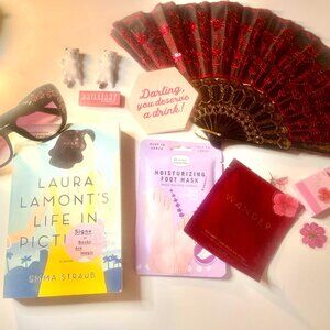 📚✨ Hollywood’s Golden Age Book Box – Glamour, Self-Care & Vintage Vibes!